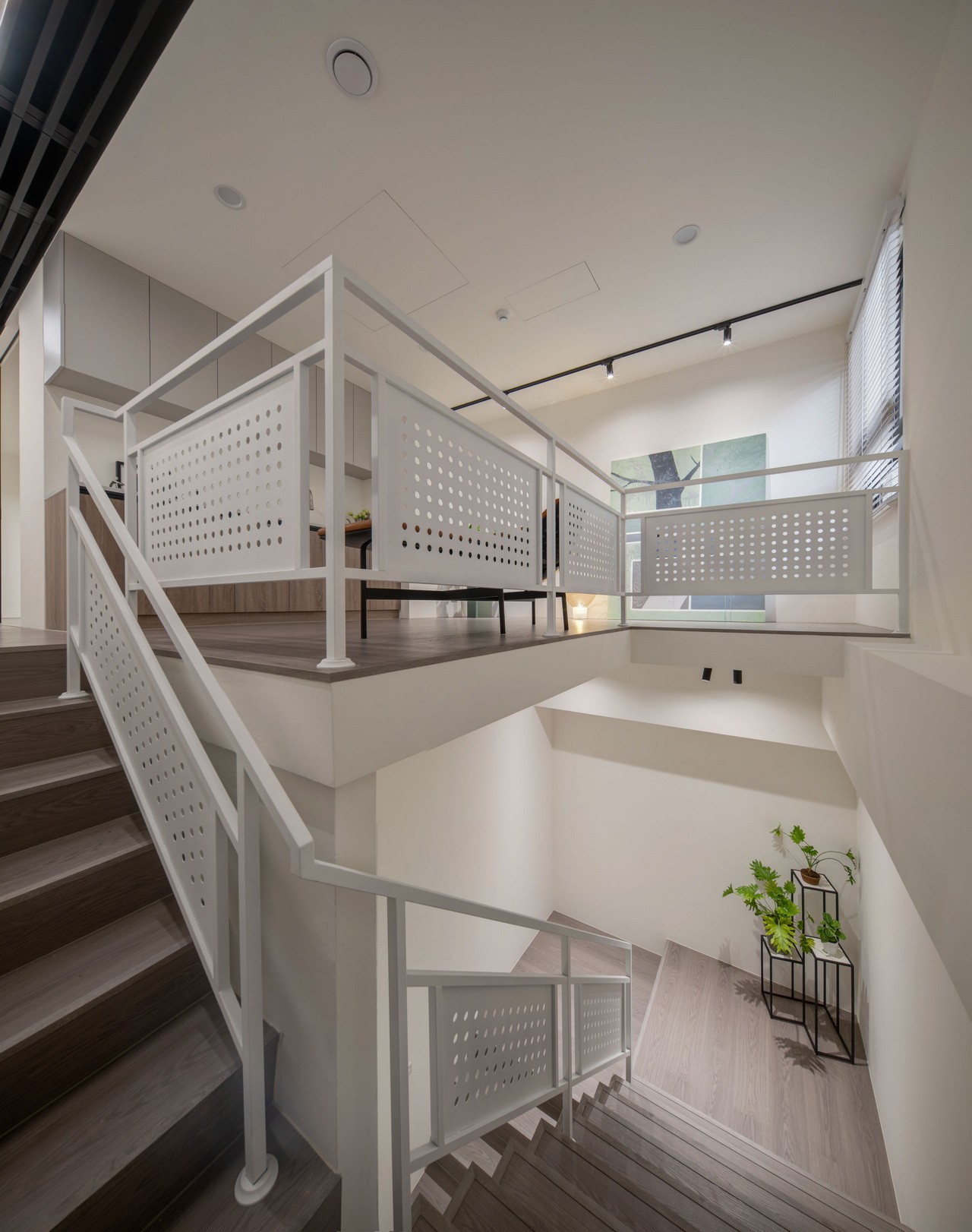 在都市街屋中實踐健康辦公