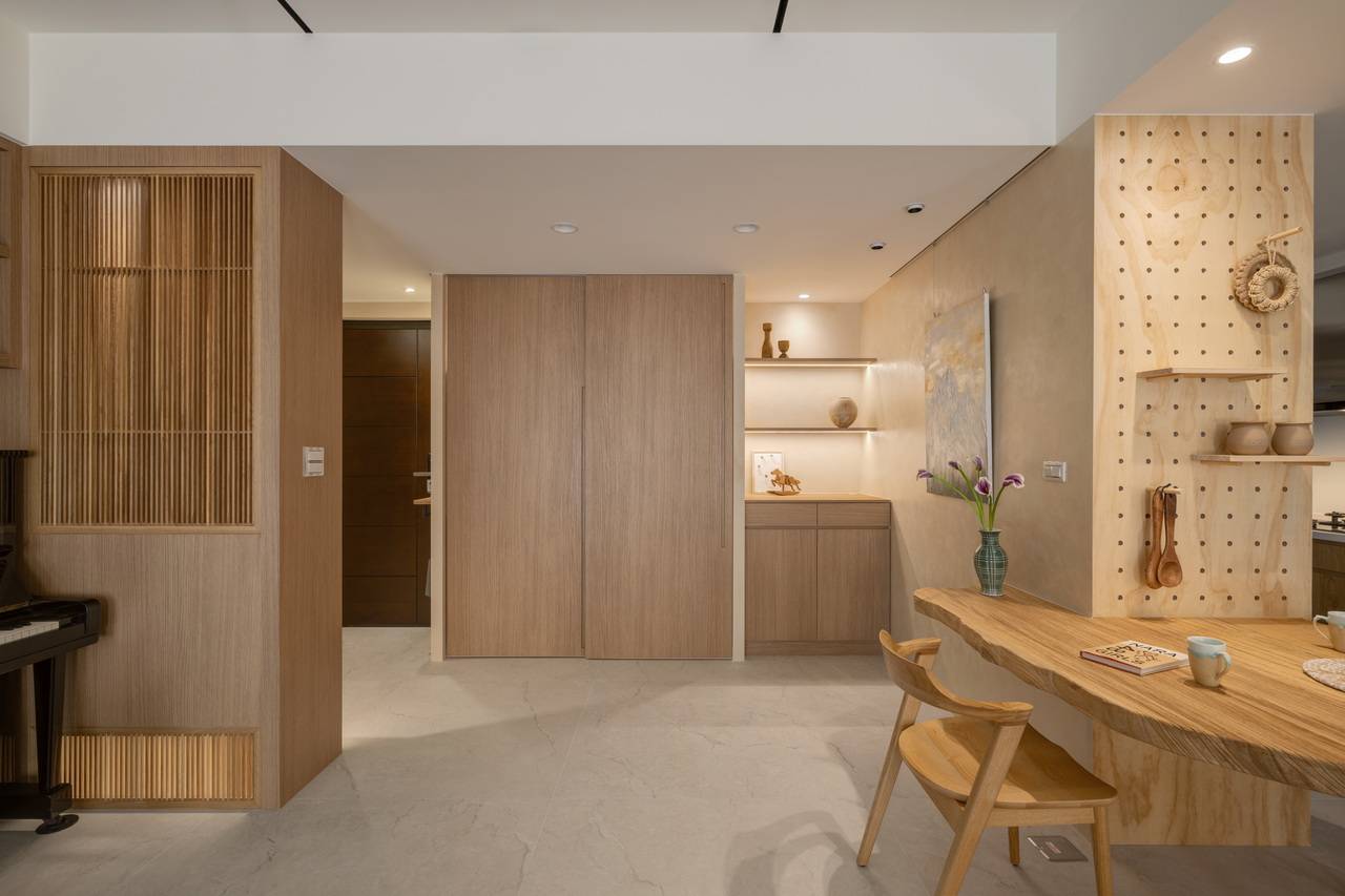 光影與書頁之間|一座以閱讀為核心的家庭公共空間重構 光影與書頁之間|一座以閱讀為核心的家庭公共空間重構