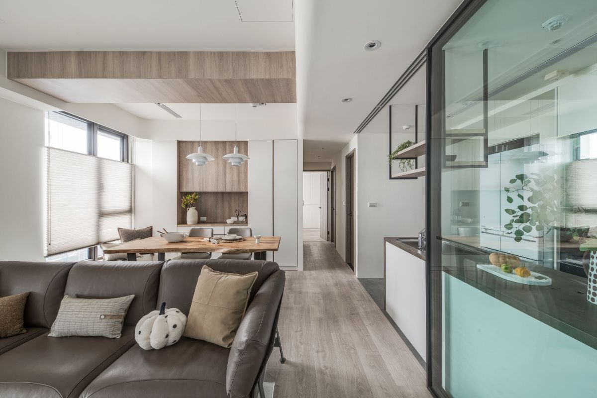 彷彿走進一杯奶茶裡!純白與木質的極致療癒 彷彿走進一杯奶茶裡!純白與木質的極致療癒