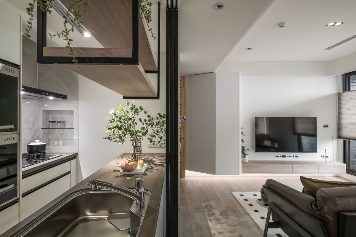 彷彿走進一杯奶茶裡!純白與木質的極致療癒 彷彿走進一杯奶茶裡!純白與木質的極致療癒