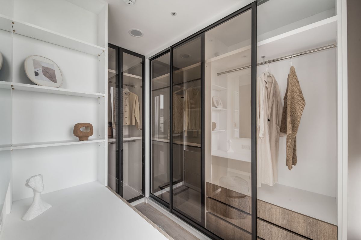 彷彿走進一杯奶茶裡!純白與木質的極致療癒 彷彿走進一杯奶茶裡!純白與木質的極致療癒