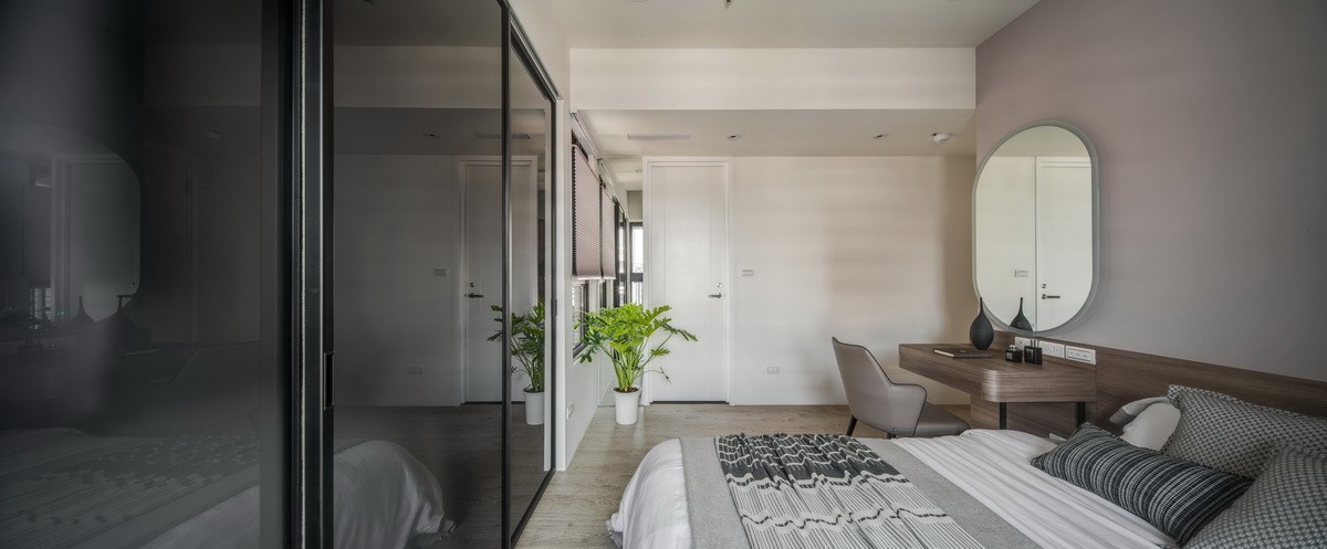 剛與柔之間的黑白灰向度 剛與柔之間的黑白灰向度