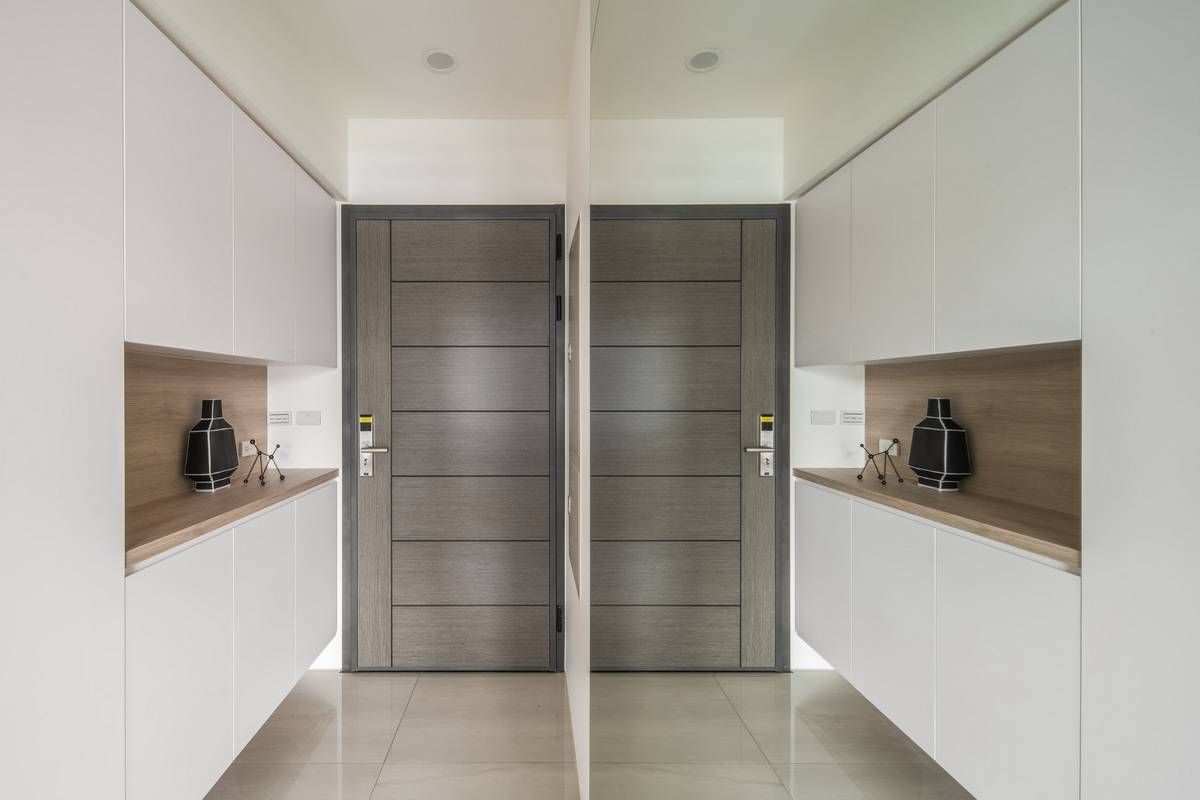 剛與柔之間的黑白灰向度 剛與柔之間的黑白灰向度