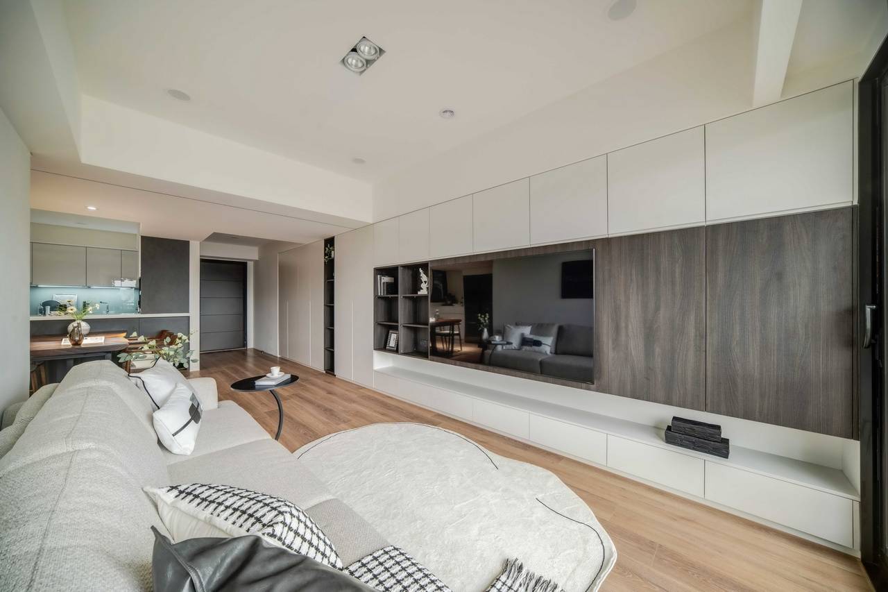 黑白簡約五口之家 黑白簡約五口之家