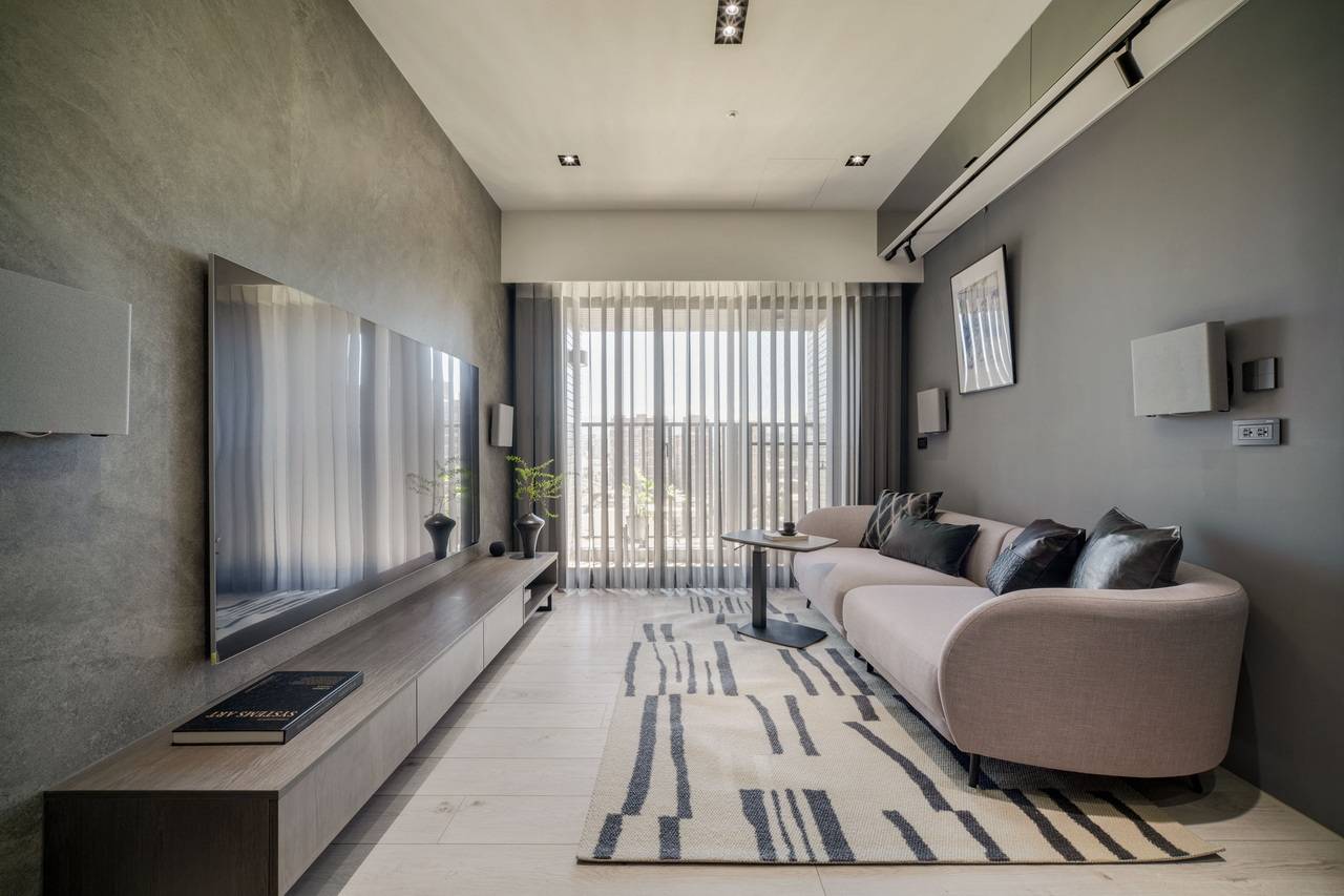 灰序空間|秩序之中,演繹科技美學 灰序空間|秩序之中,演繹科技美學