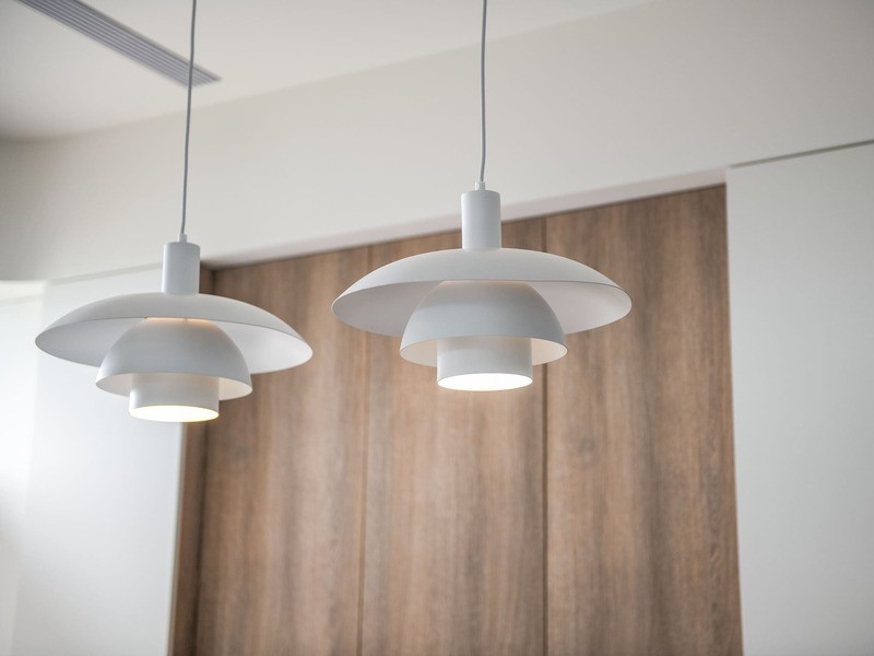 79 萬起_木質調白色曲線住宅