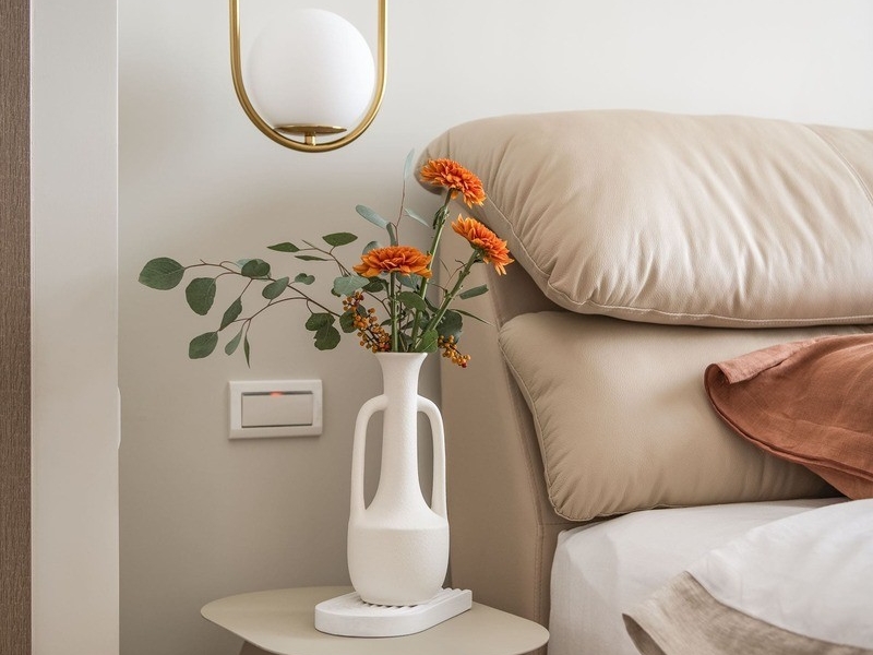 79 萬起_木質調白色曲線住宅